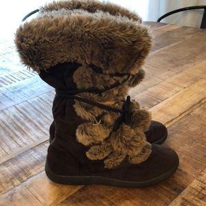 Aero Fur Boots